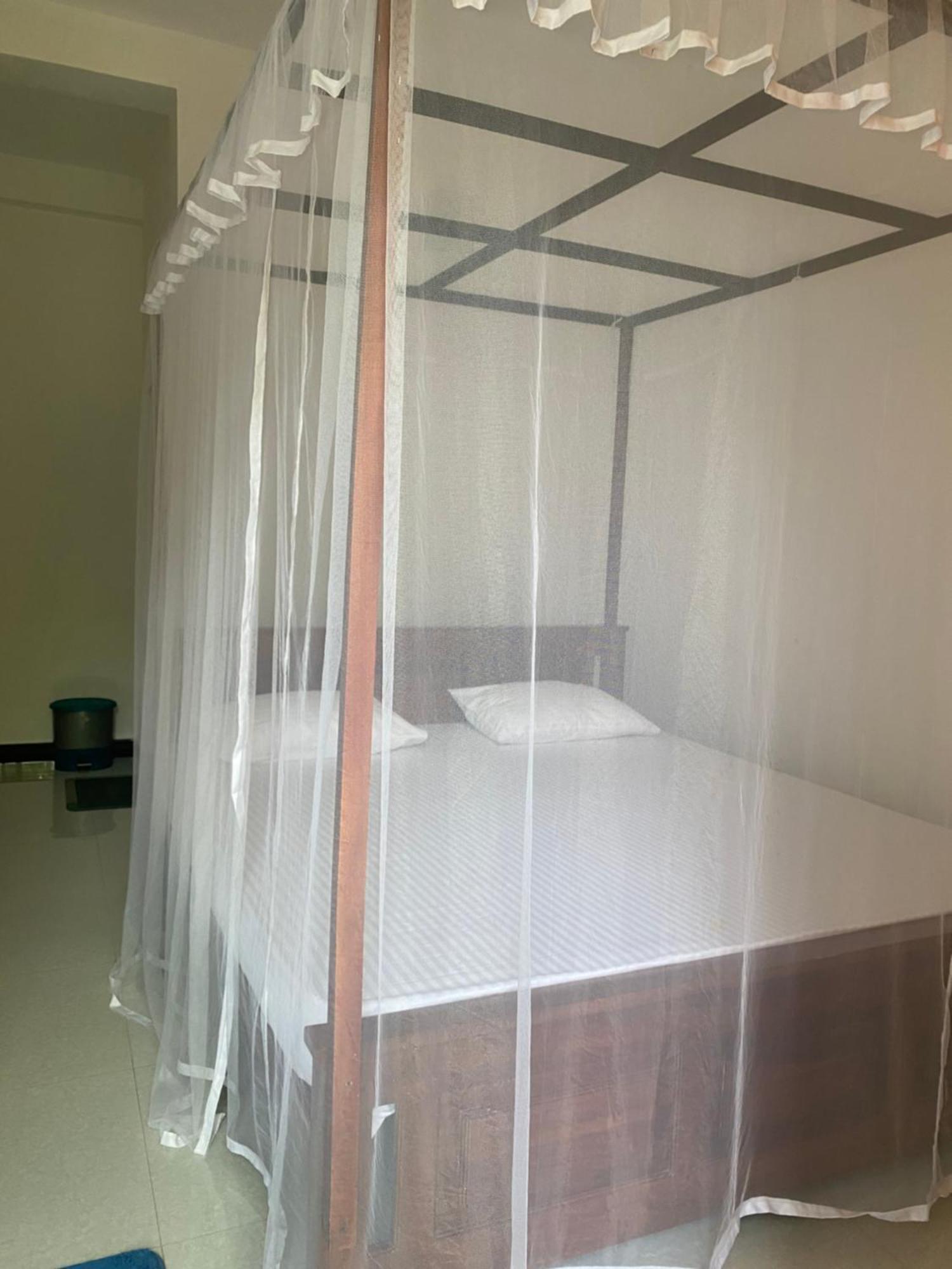Talalla Ocean Beach Bungalow Matara Ngoại thất bức ảnh